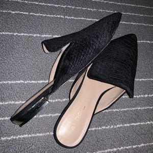 Aldo NWT Araleria Black Snake Skin Flat Mu…